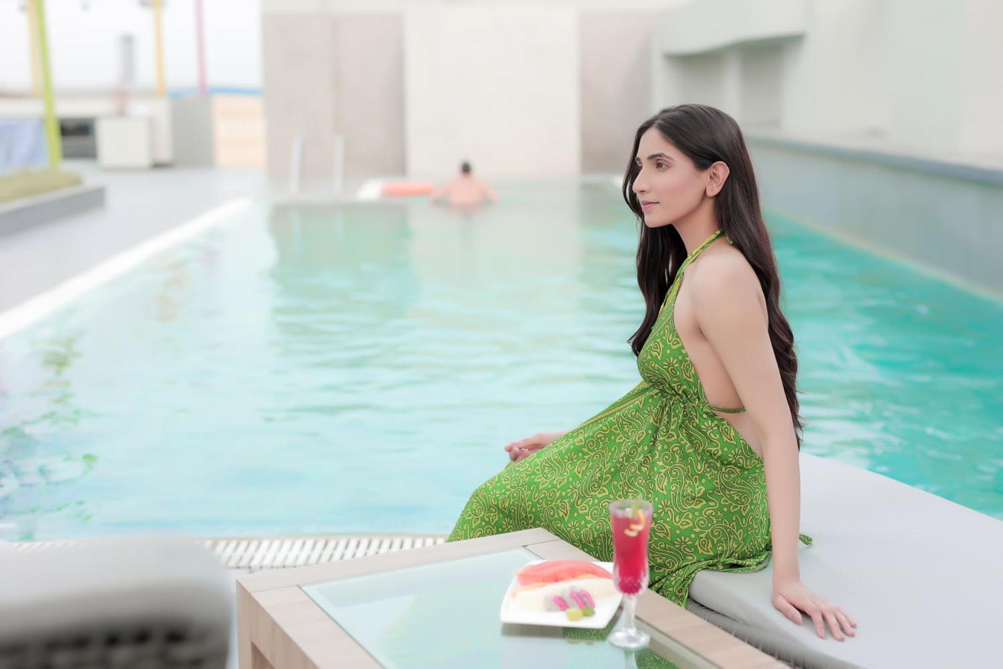 Bravura Gold Resort Meerut Buitenkant foto