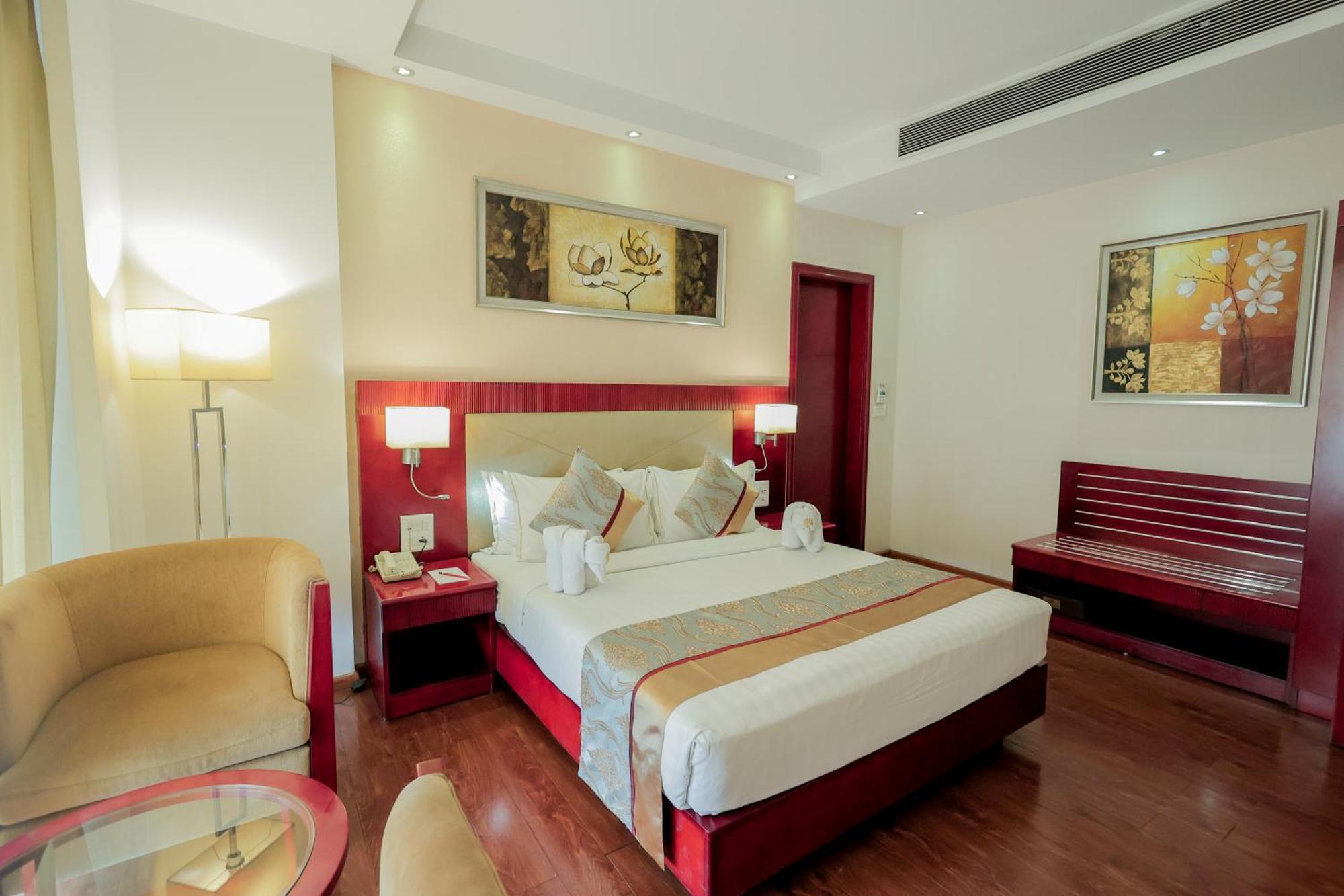 Bravura Gold Resort Meerut Buitenkant foto