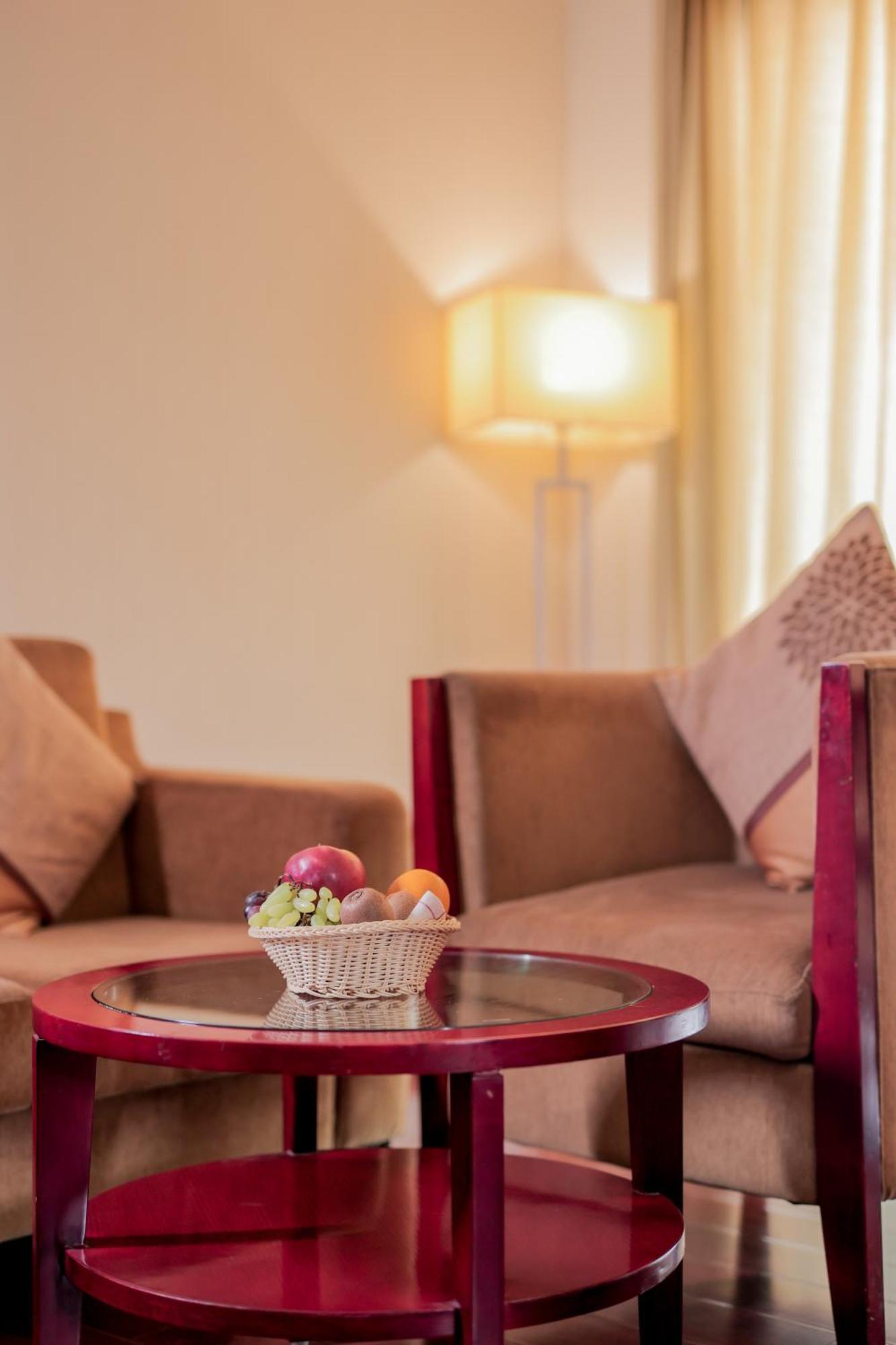Bravura Gold Resort Meerut Buitenkant foto